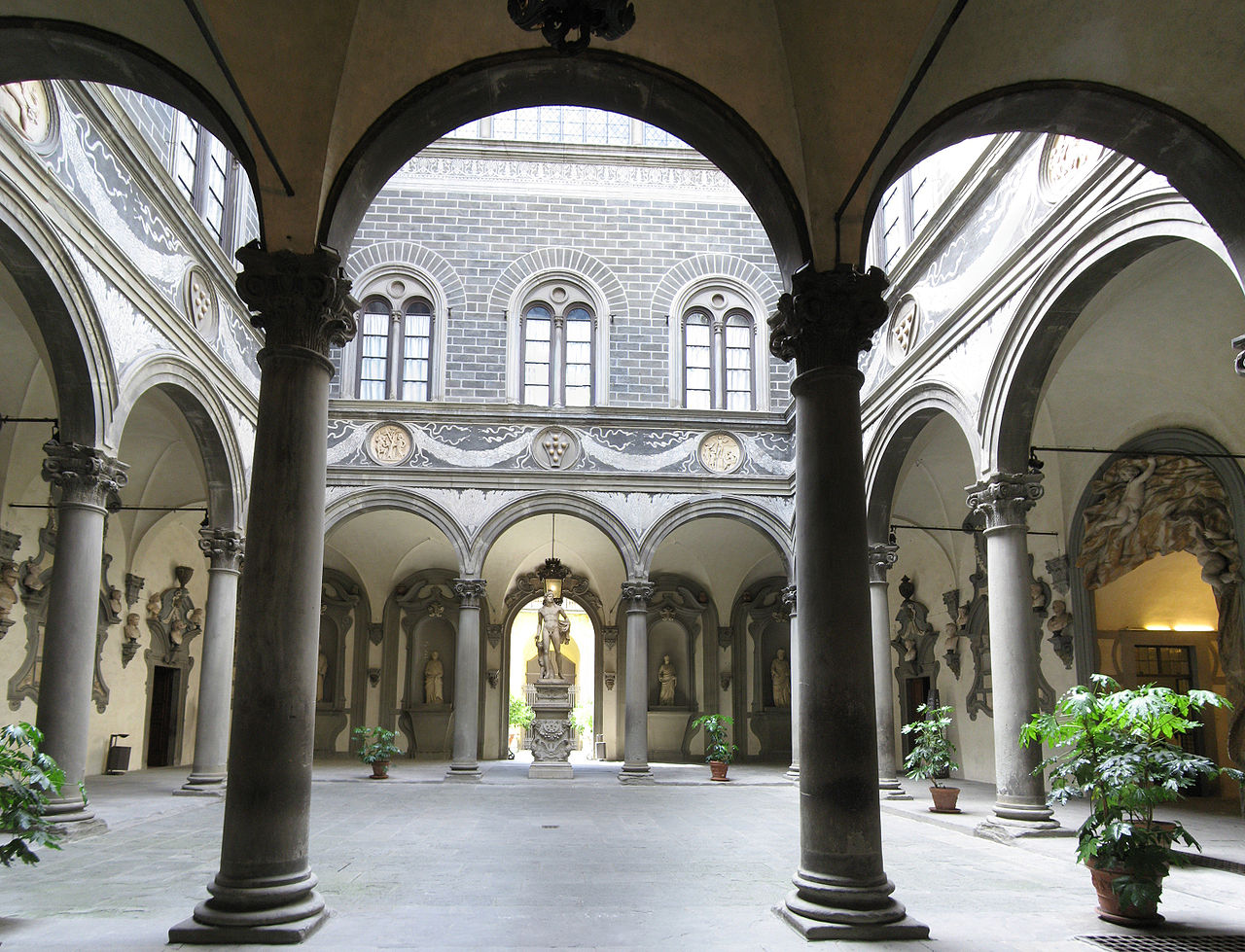 Il Cortile di Michelozzo in Palazzo Medici Riccardi, sede della Città Metropolitana di Firenze