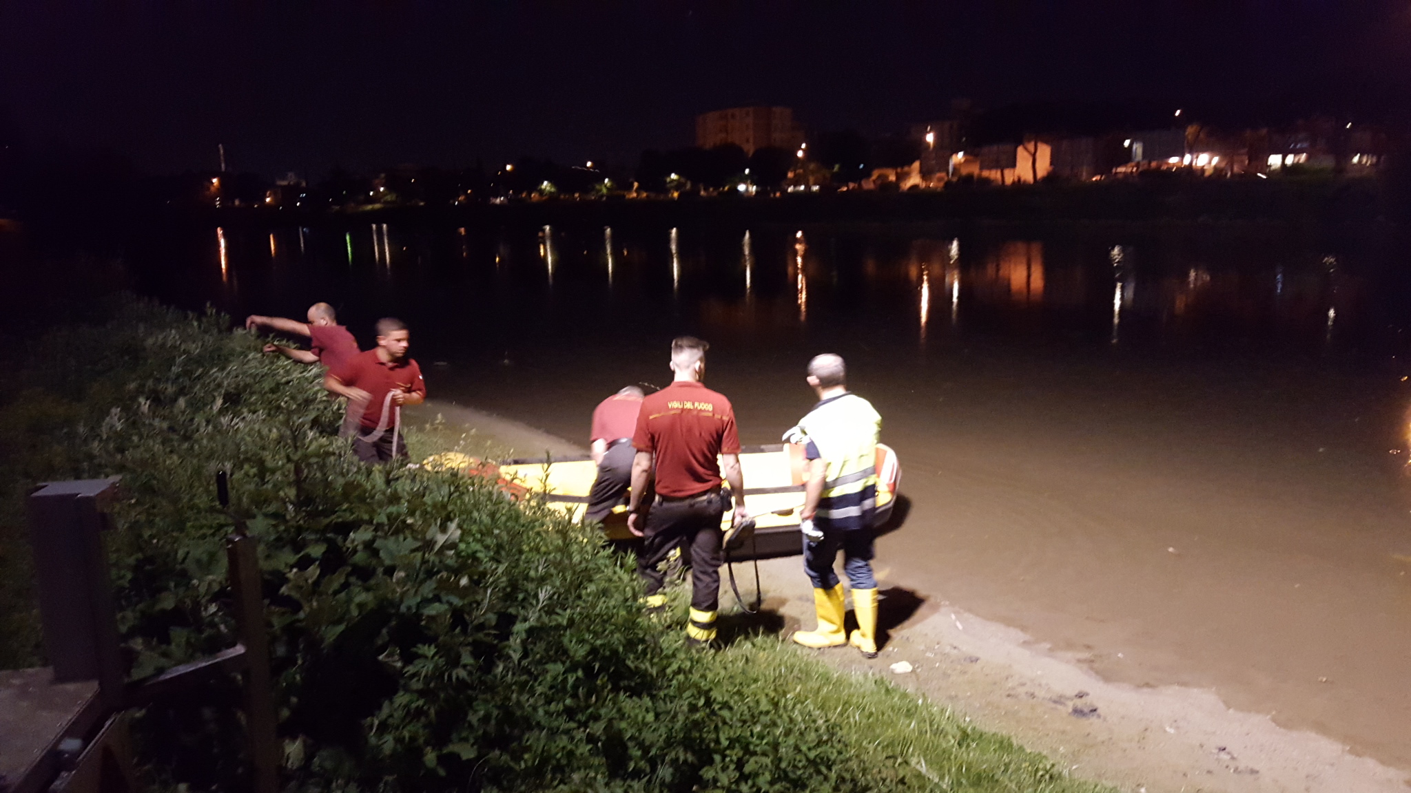 Protezione civile, intervento sul Bisenzio del Primo luglio