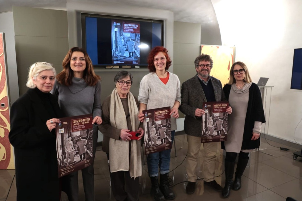 foto di gruppo in sala fallaci