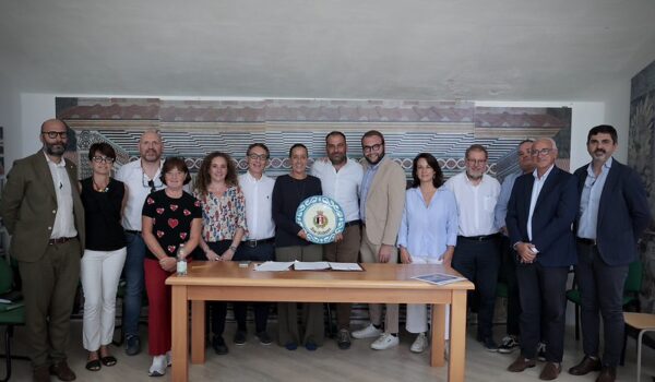 foto di gruppo del consiglio metropolitano nella seduta di San Godenzo