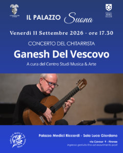 Ritratto dell'artista Ganesh Del Vescovo in Palazzo Medici Riccardi mentre suona la chitarra
