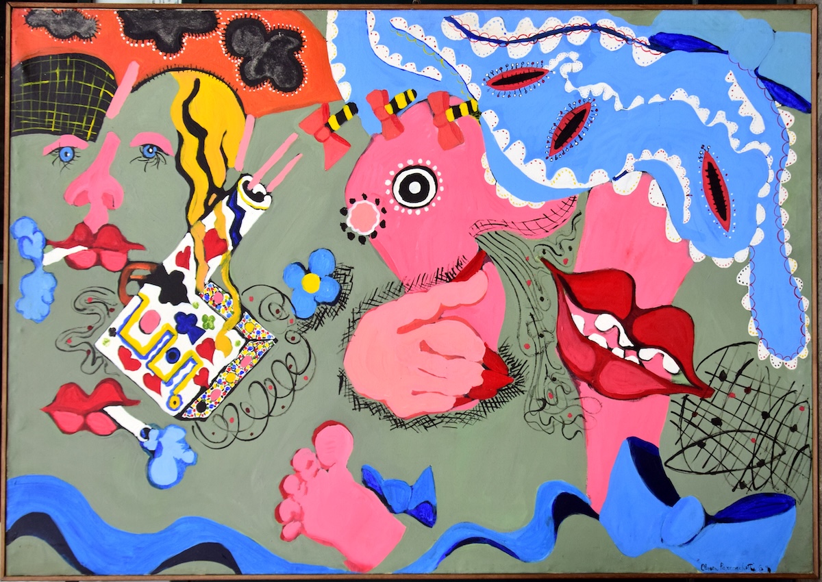 Clemen_Parrocchetti_Senza titolo_1969 (sfondo sabbia, pistola colarata, gambe di donna con gonna azzurra, mano, piede, bocca, nuvole)