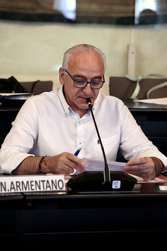 Consigliere Armentano durante il consiglio metropolitano