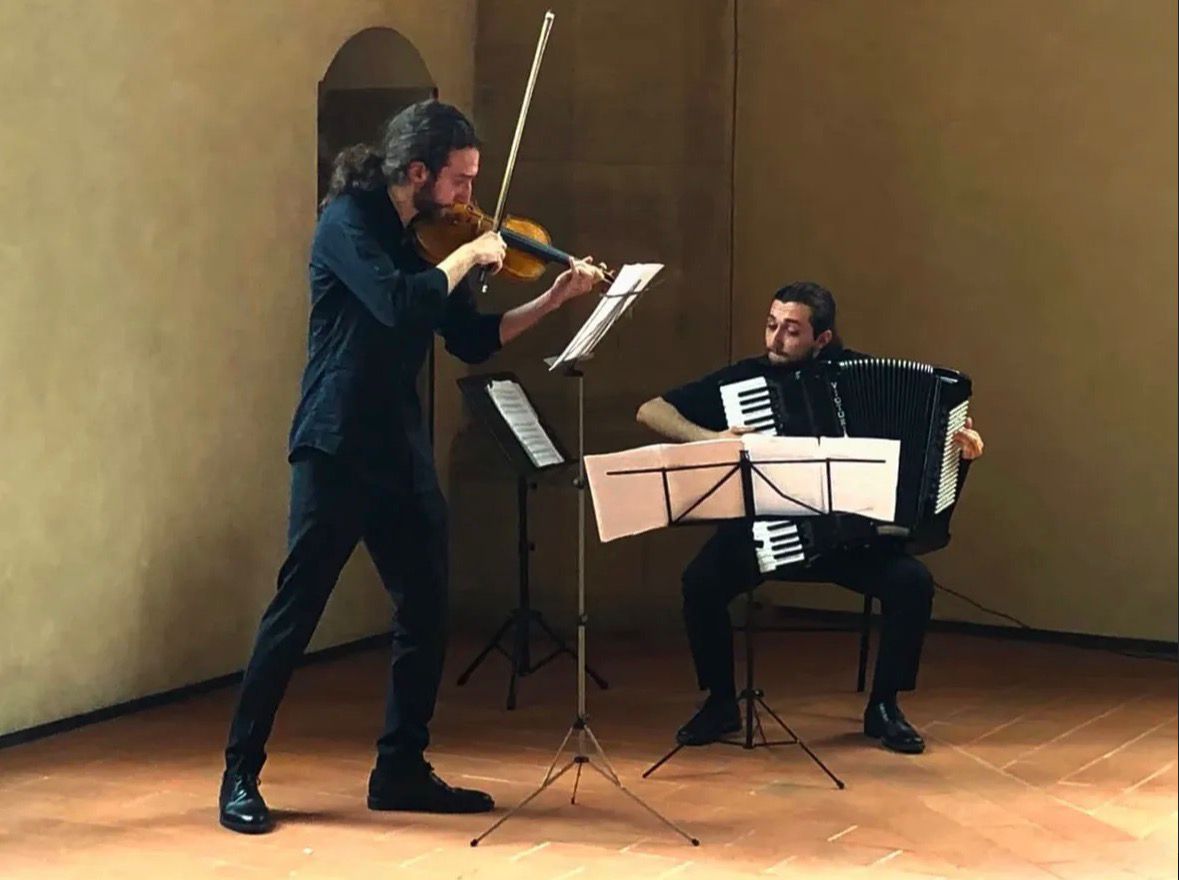 Duo Misirlis