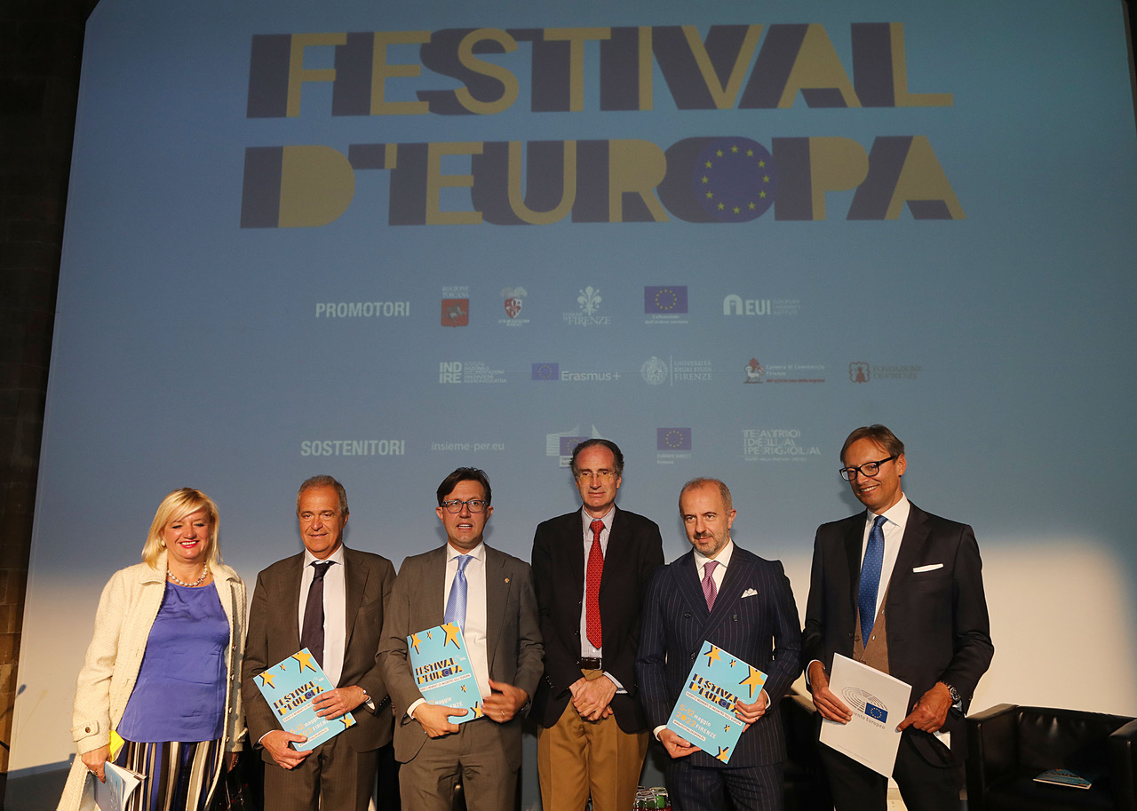 Un momento della presentazione (cgefoto) - Festival d'Europa