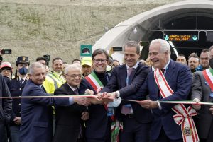 Inaugurazione nuovo tratto A1 Firenze Nord - Barberino - Taglio del nastro