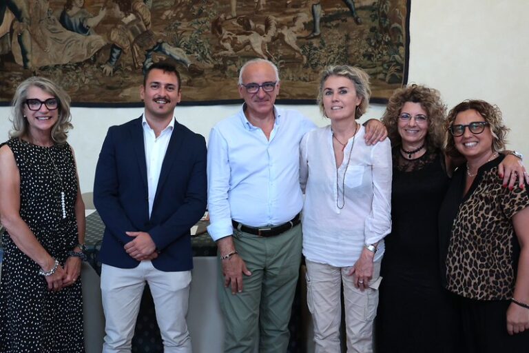 Foto di gruppo della conferenza stampa NaturiAMO