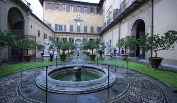 Palazzo Medici- Dettaglio Cortile