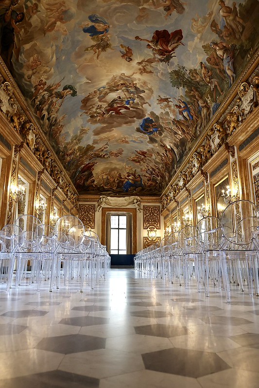 sala luca giordano o sala degli specchi con volta affrescata da luca giordano