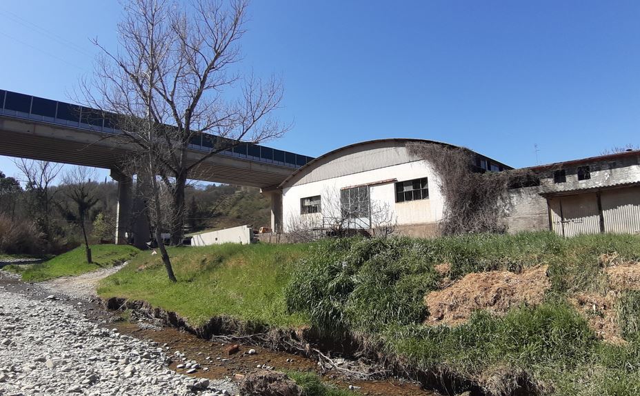 edificio in località Turbone