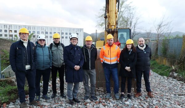 Gruppo di lavoro in visita al cantiere del Chino Chini a Borgo San Lorenzo