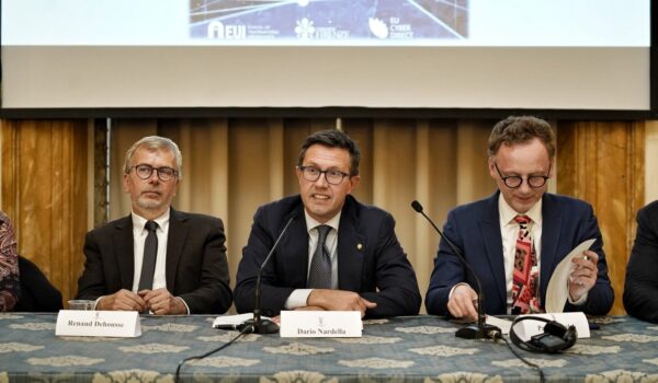 Convegno dell'Istituto universitario europeo sulle città smart - Presentazione