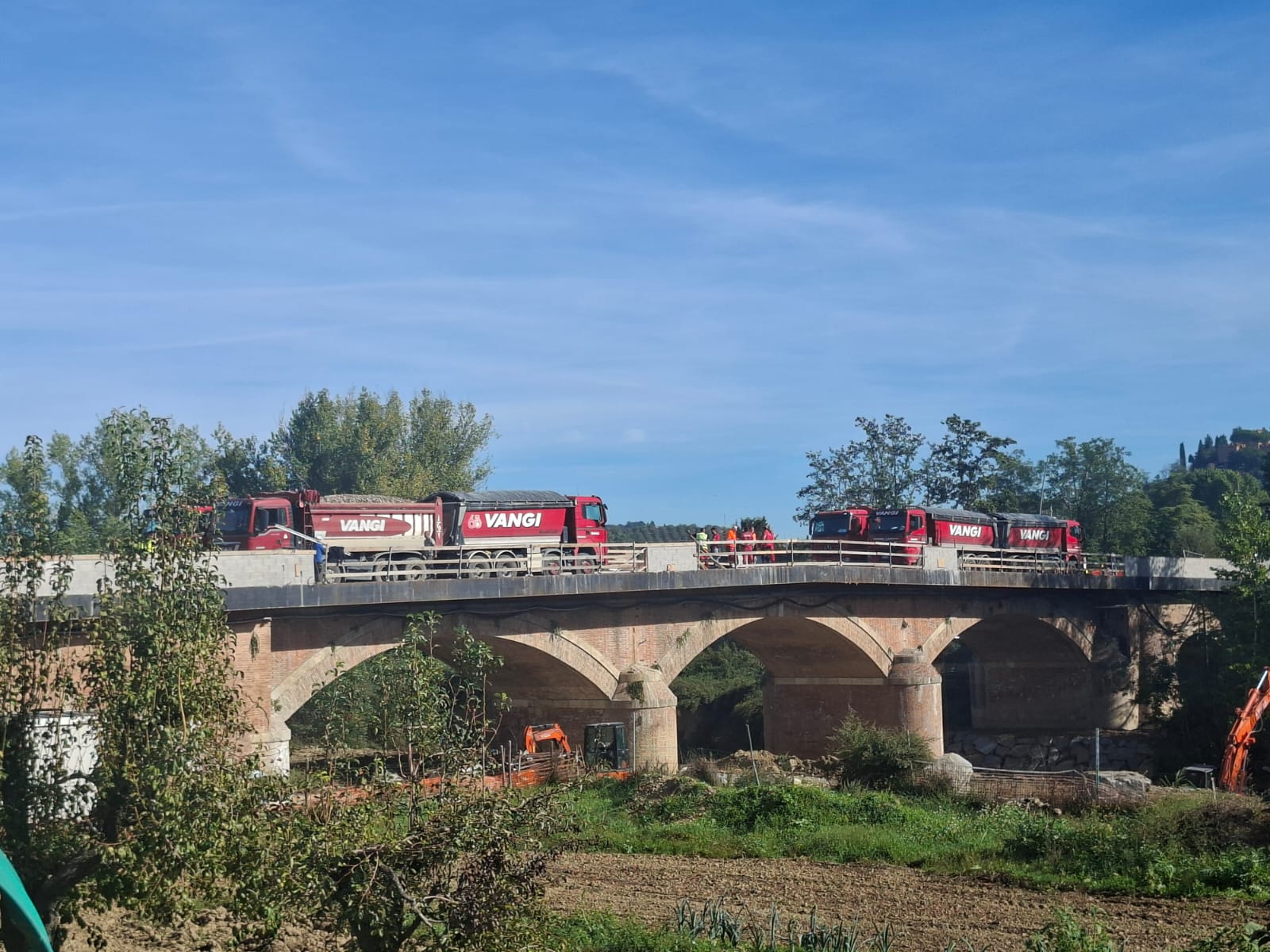 Il ponte a tre campate di Certaldo