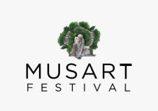logo musart festival, sagoma del gigante dell'appennino su sfondo alberi stilizzati